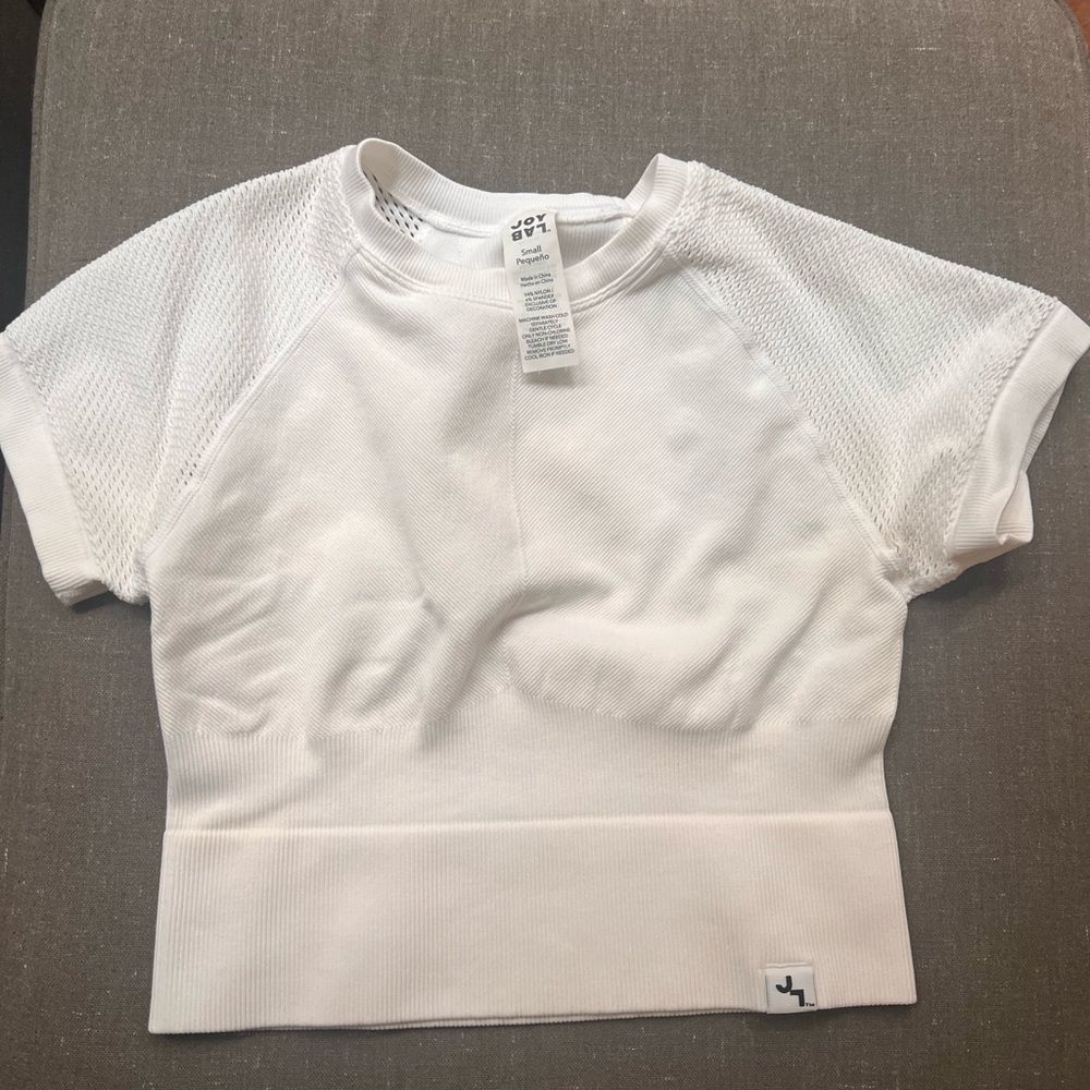 JOYLAB White Mesh Sleeve Active Crop Top